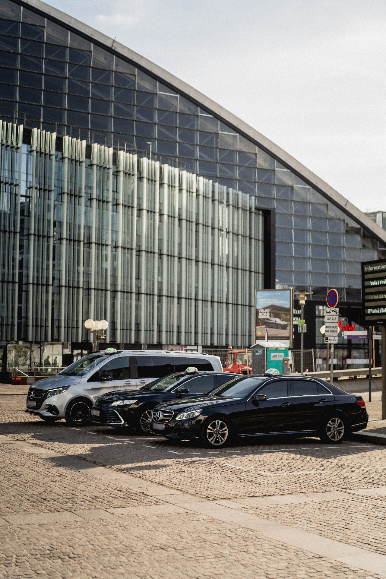Van Mercedes V-Class La Défense